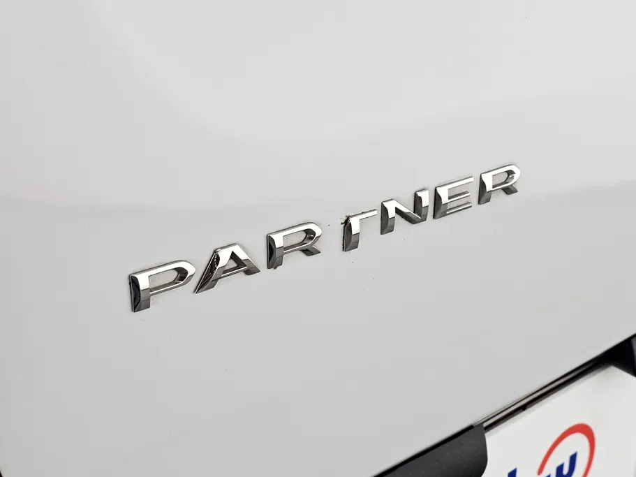 بيجو بارتنر Short van 2023 