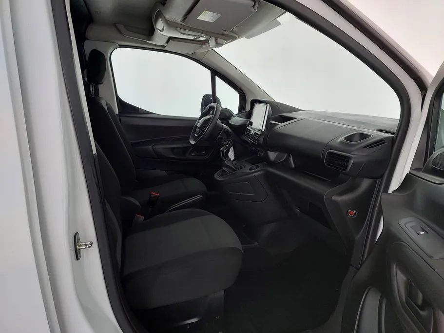 بيجو بارتنر Short van 2023 