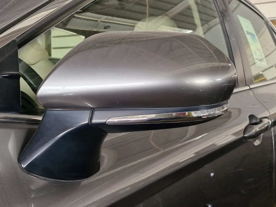 تويوتا كامري LE HEV 2023 