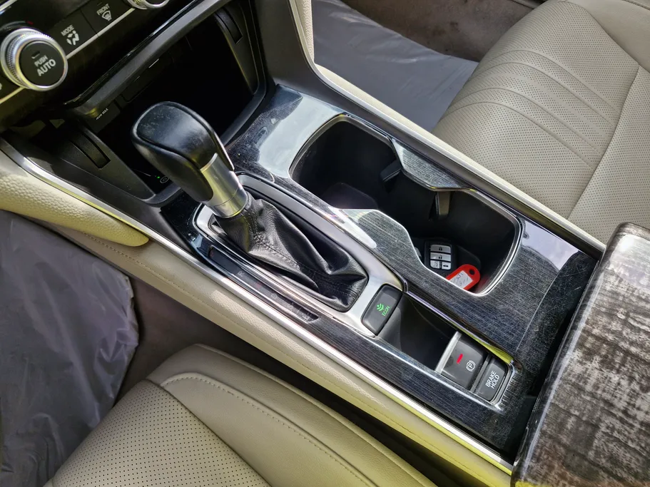 2022 Honda Accord EX L 