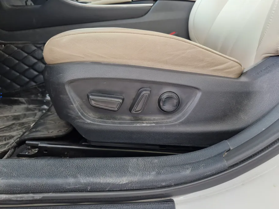 2022 Toyota Avalon Touring 