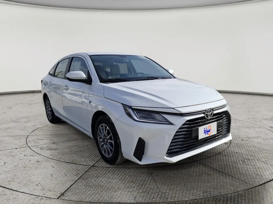 2023 Toyota Yaris  Y 