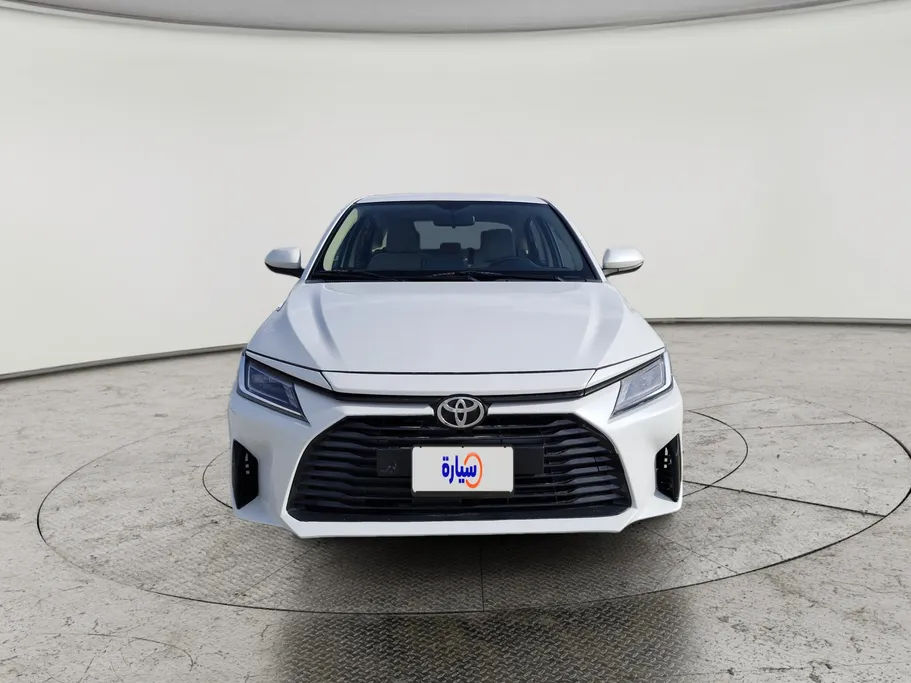 2023 Toyota Yaris  Y 