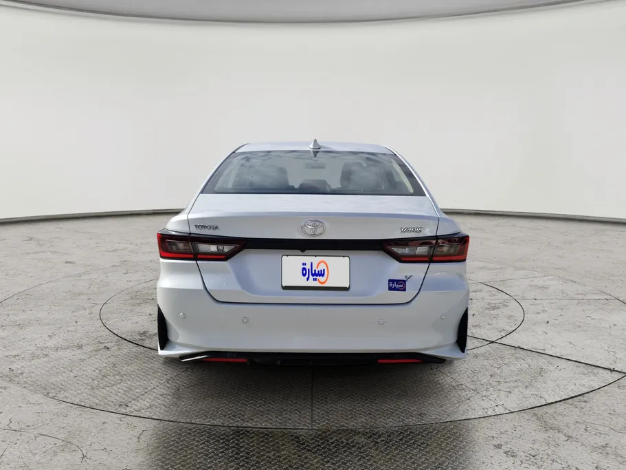 2023 Toyota Yaris  Y 