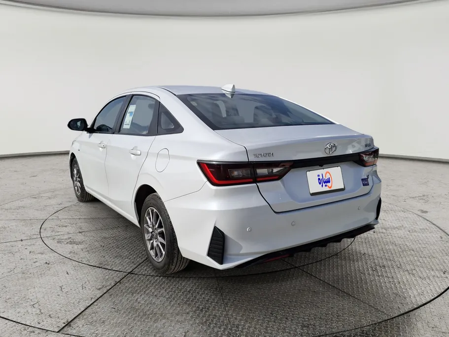 2023 Toyota Yaris  Y 