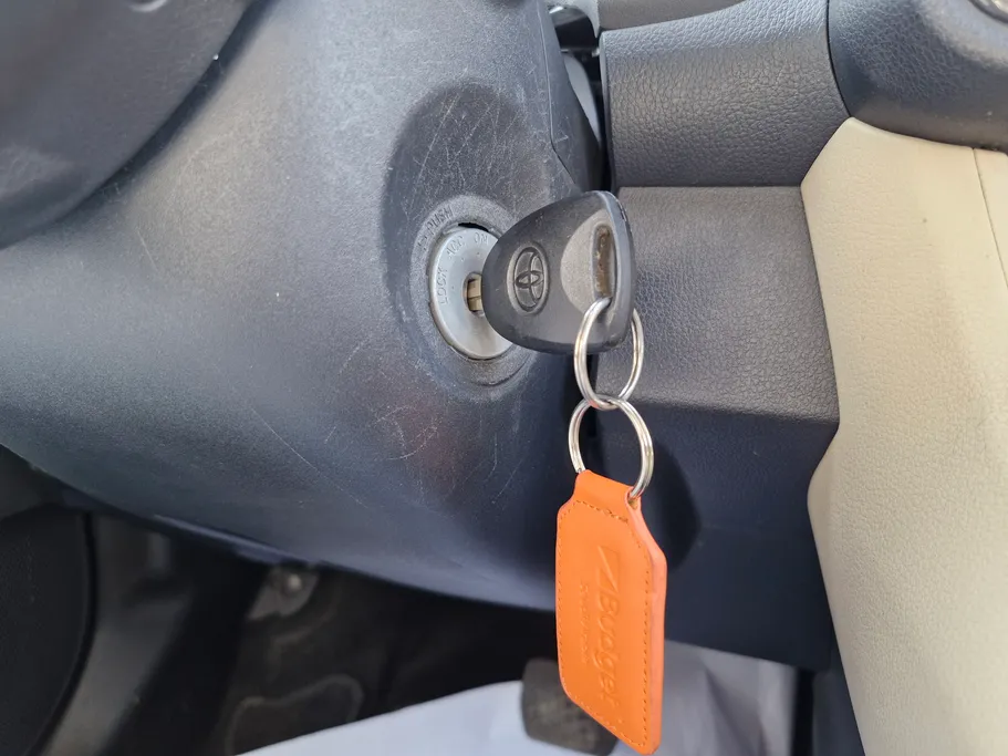 2023 Toyota Yaris  Y 