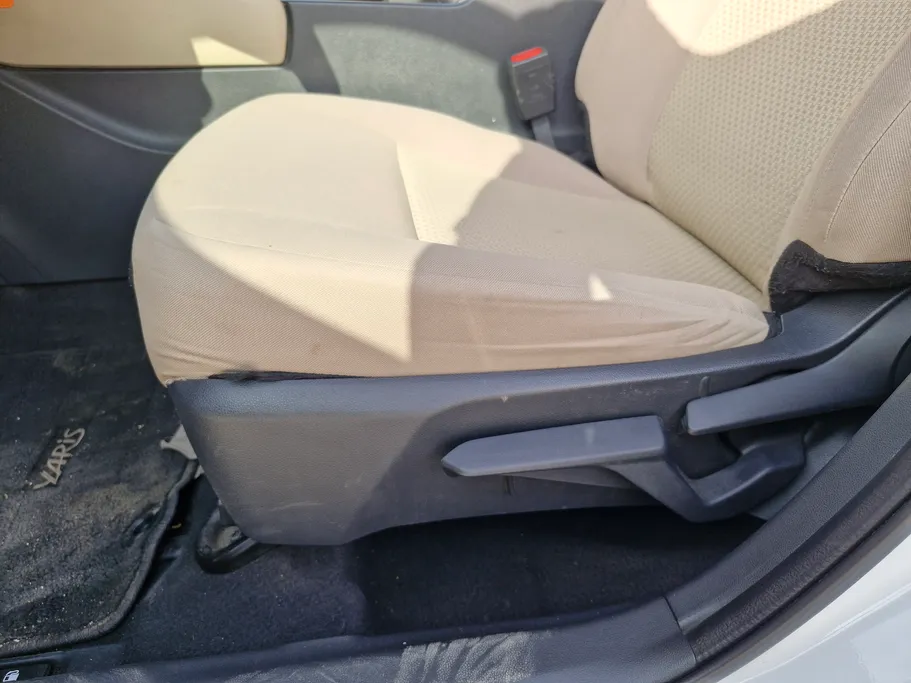 2023 Toyota Yaris  Y 