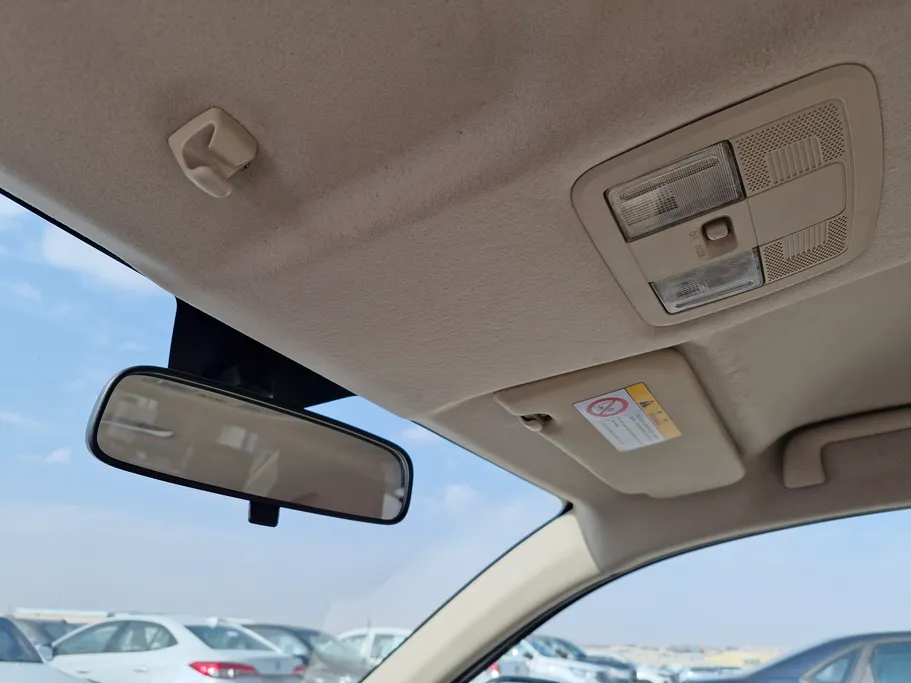 2023 Toyota Yaris  Y 