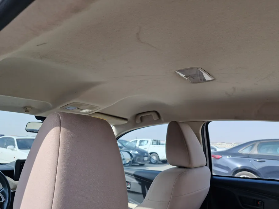 2023 Toyota Yaris  Y 