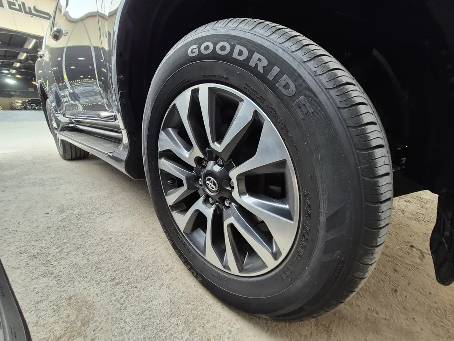 تويوتا برادو TXL 2022 