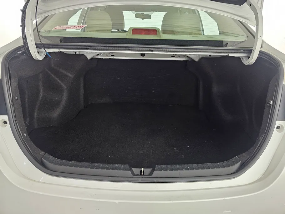 تويوتا يارس Y 2022 