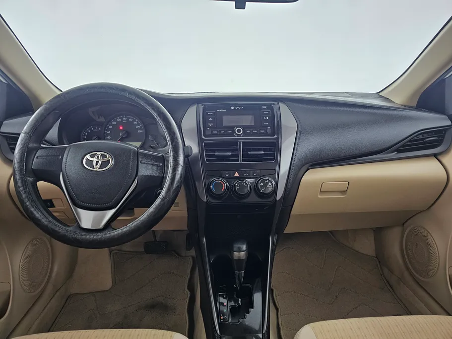 تويوتا يارس Y 2022 