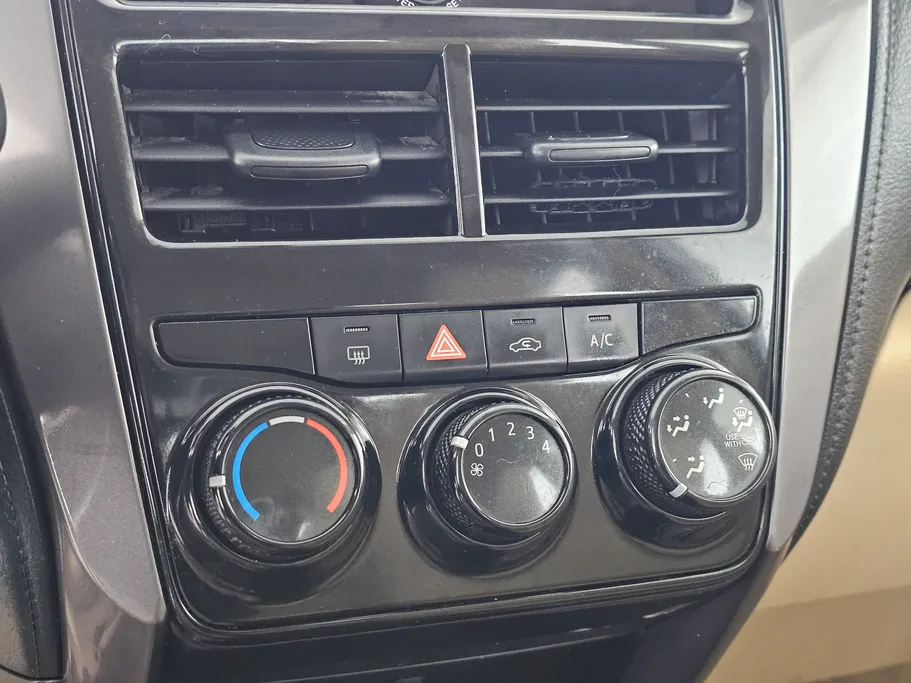 تويوتا يارس Y 2022 