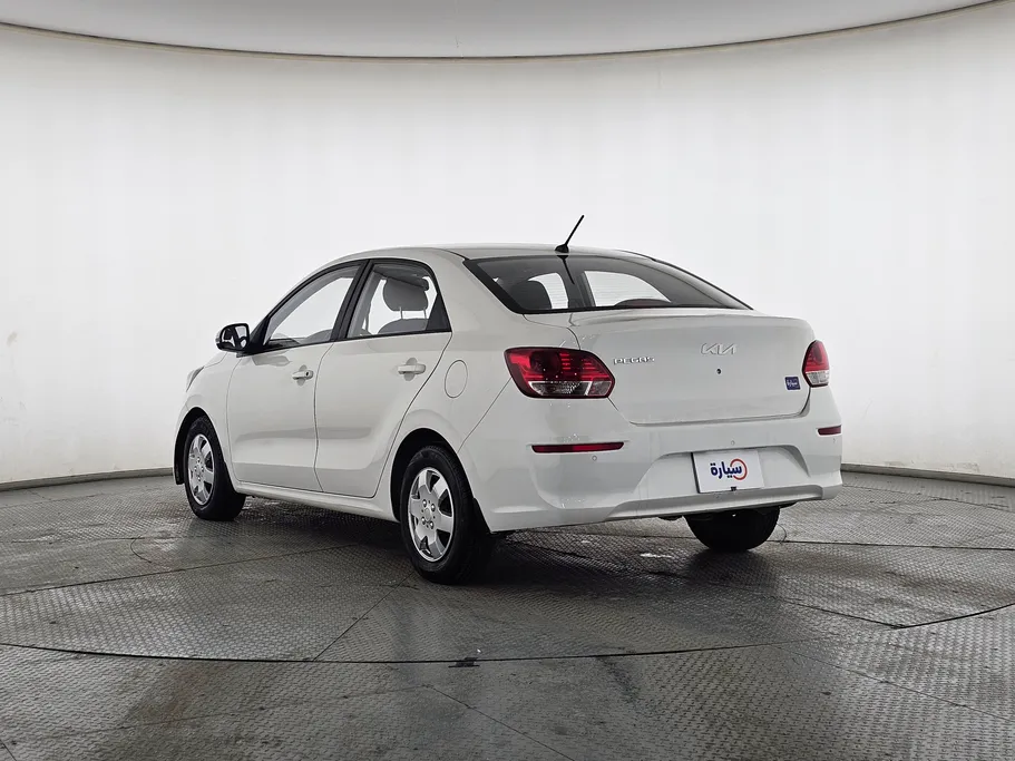 2022 Kia Pegas LX 