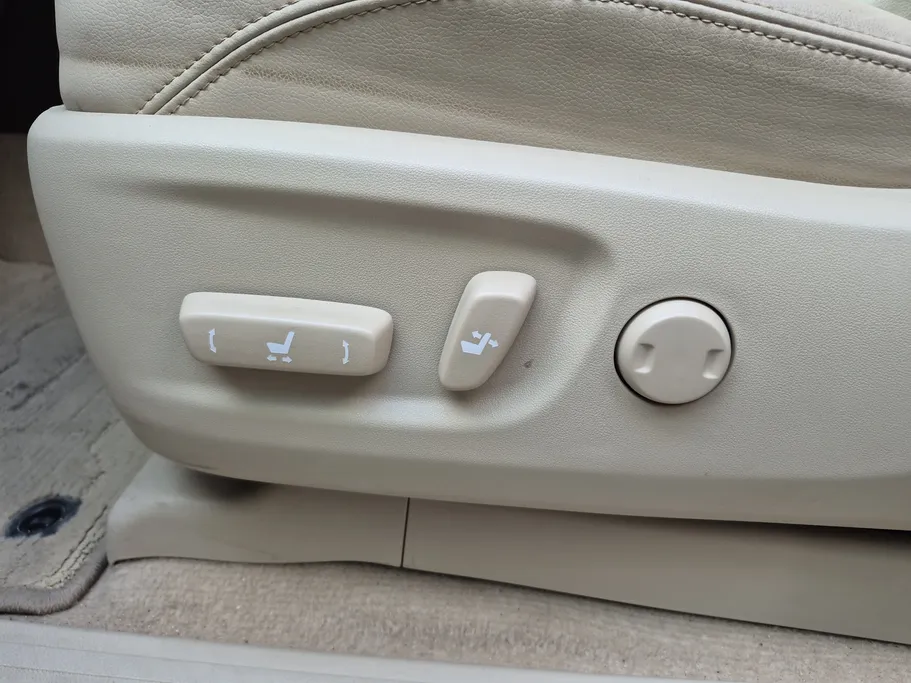 تويوتا برادو TXL 2022 