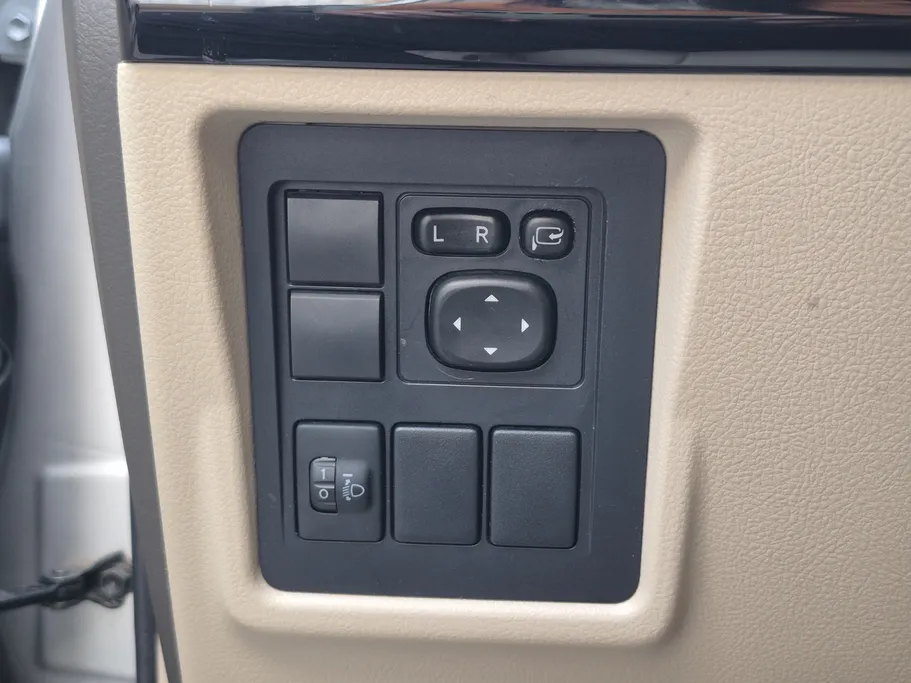 تويوتا برادو TXL 2022 