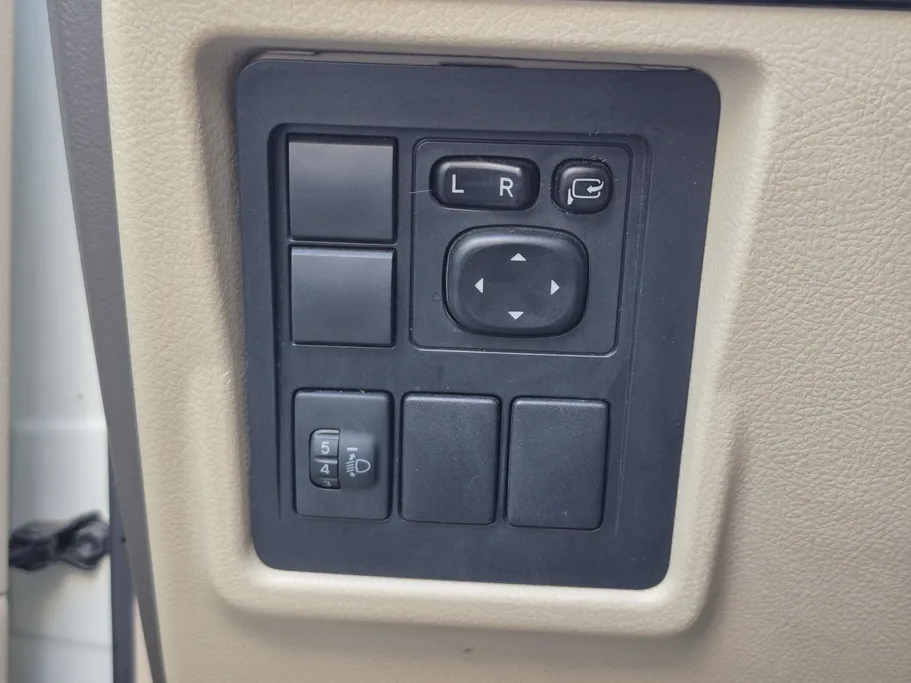 تويوتا برادو TXL 2022 