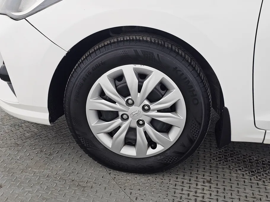 هيونداي اكسنت سمارت 2021 