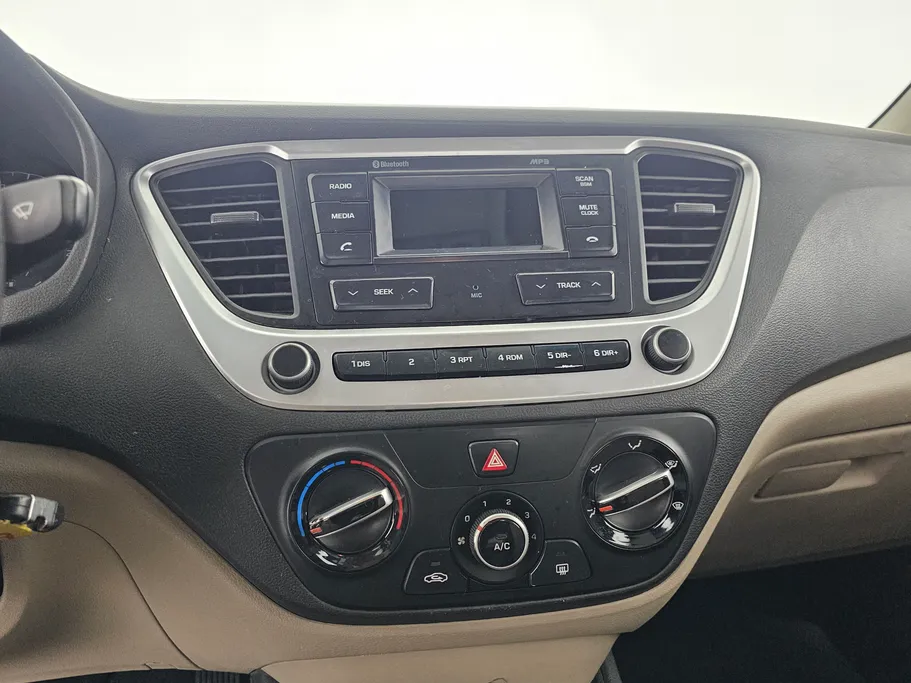 هيونداي اكسنت سمارت 2021 