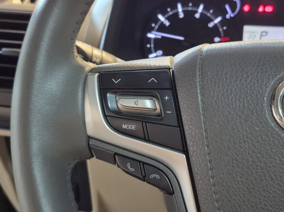 تويوتا برادو TXL 2022 