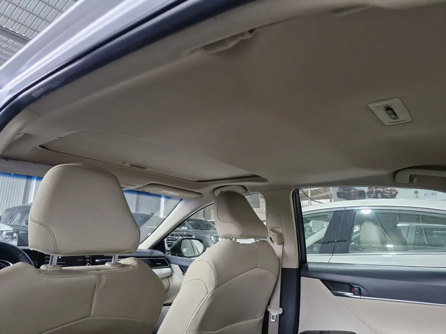 2024 Toyota Camry  GLE HEV  