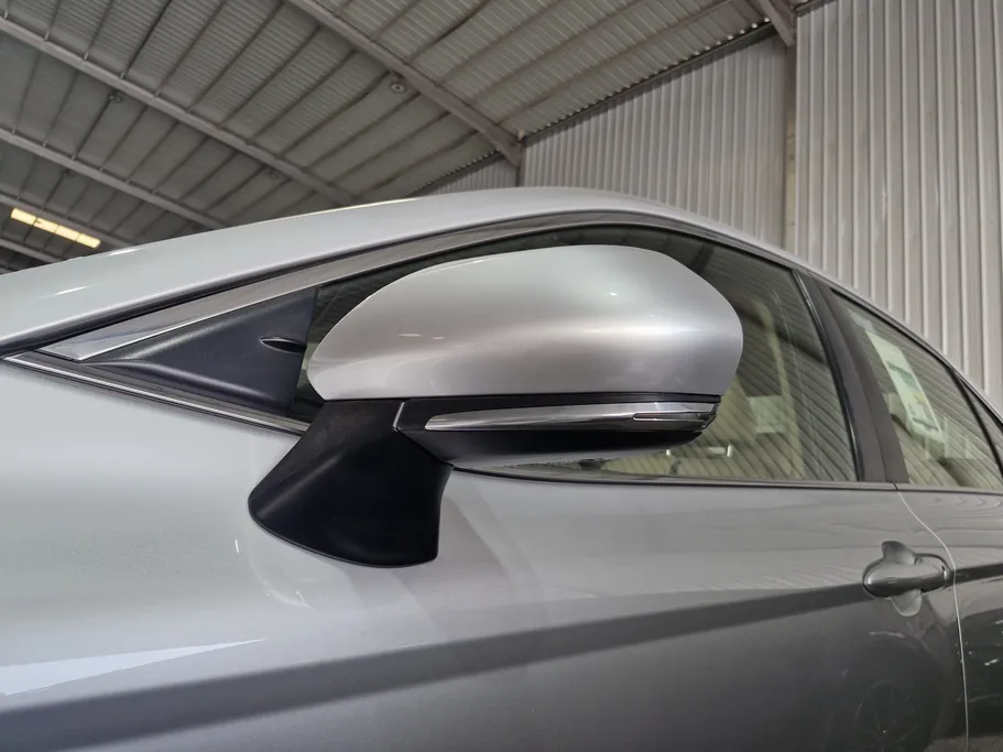 2024 Toyota Camry  GLE HEV  