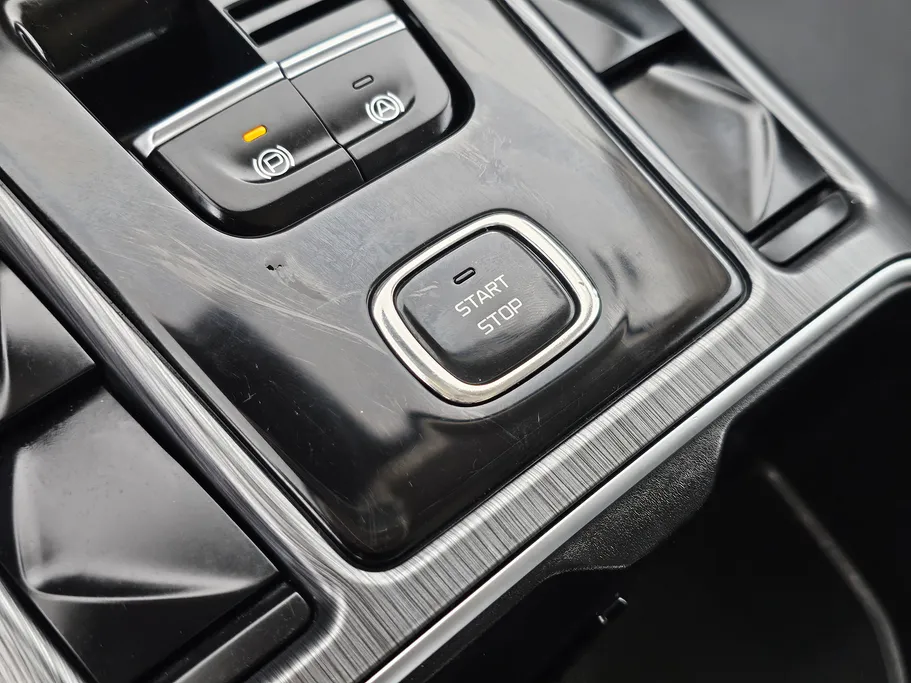 2023 FAW Bestune T77  