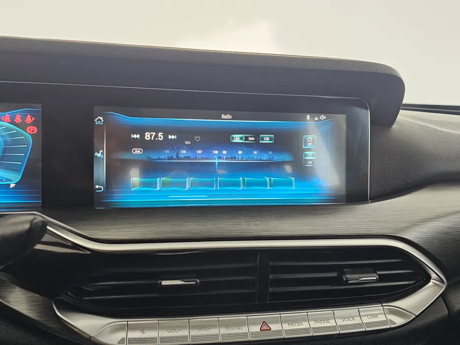 2023 FAW Bestune T77  