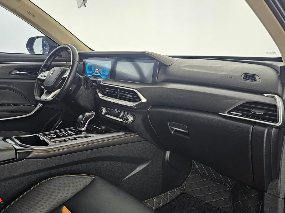 2023 FAW Bestune T77  