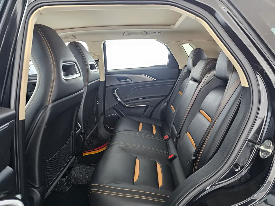 2023 FAW Bestune T77  