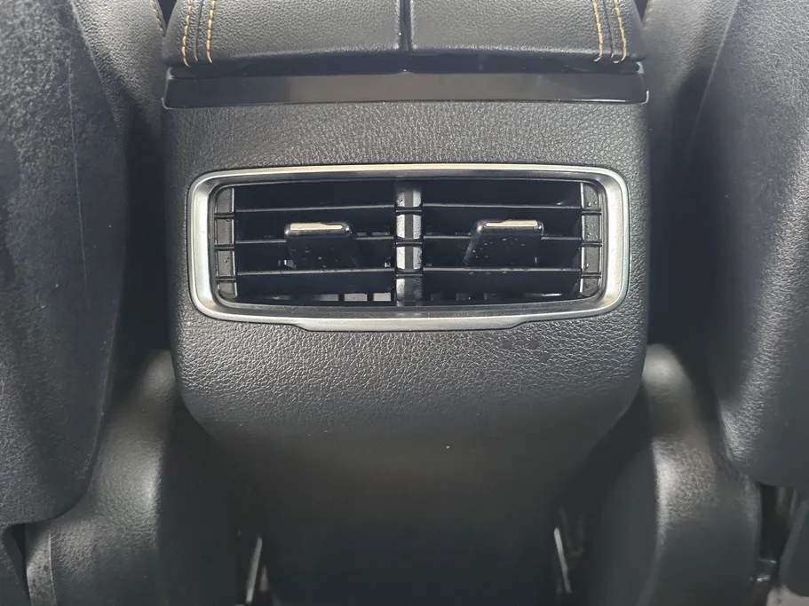 2023 FAW Bestune T77  