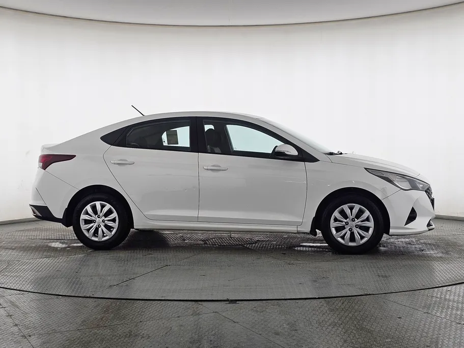 2023 Hyundai Accent Smart 