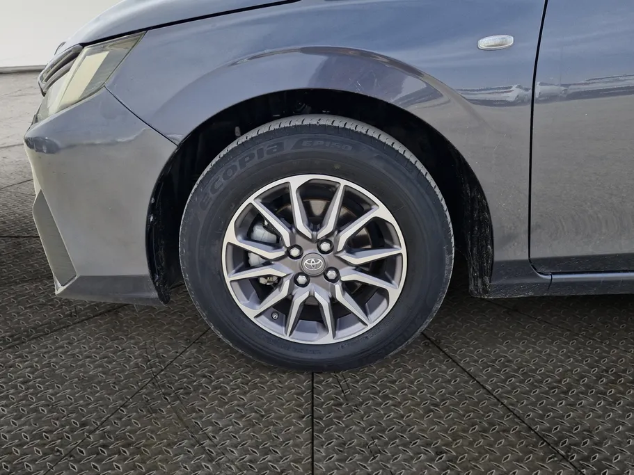 تويوتا يارس Y 2024 