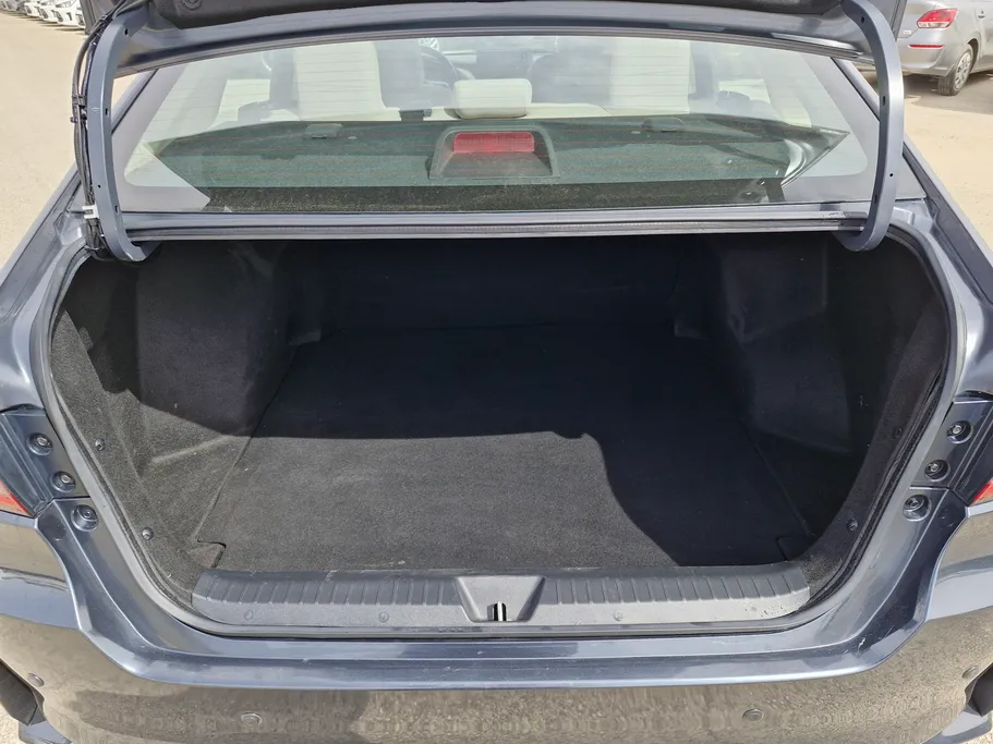 تويوتا يارس Y 2024 