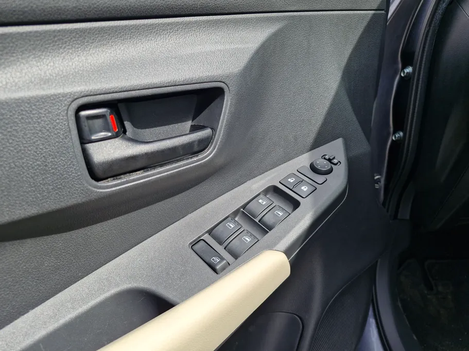 تويوتا يارس Y 2024 