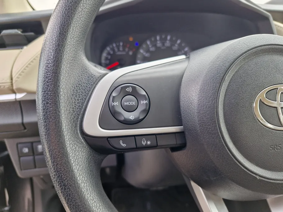 تويوتا يارس Y 2024 