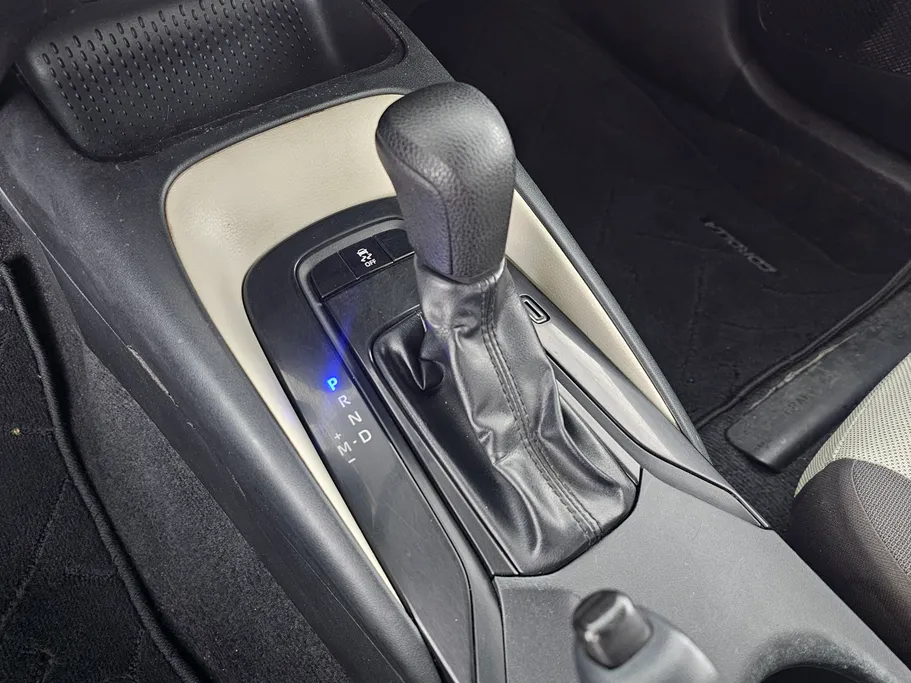 تويوتا كورولا XLI 2022 