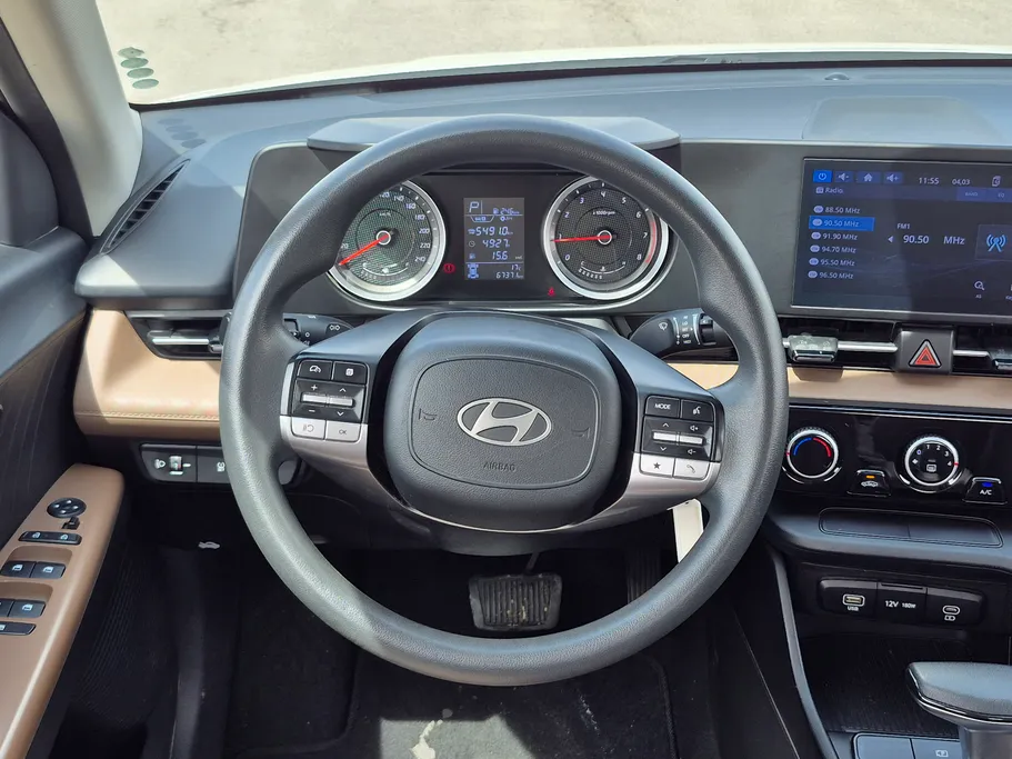 2024 Hyundai Accent Fleet 