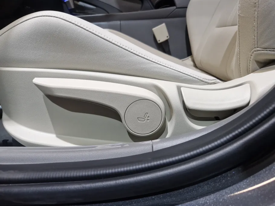 2025 Hyundai Elantra Fleet 