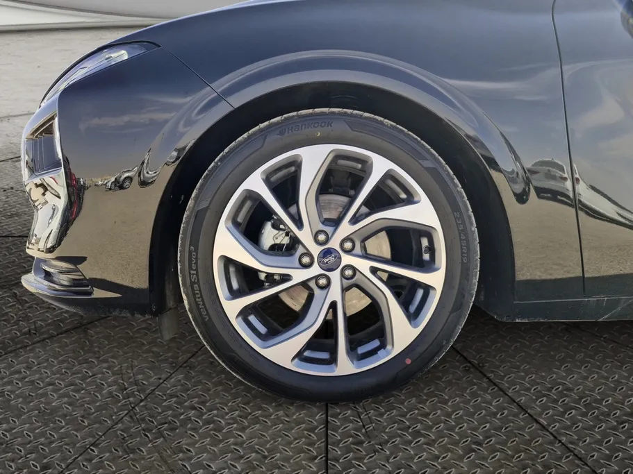 2025 Ford Taurus Titanium New Shape 