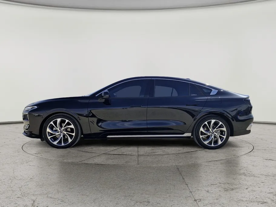 2025 Ford Taurus Titanium New Shape 