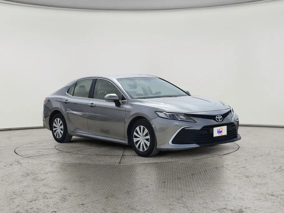 تويوتا كامري LE 2021 