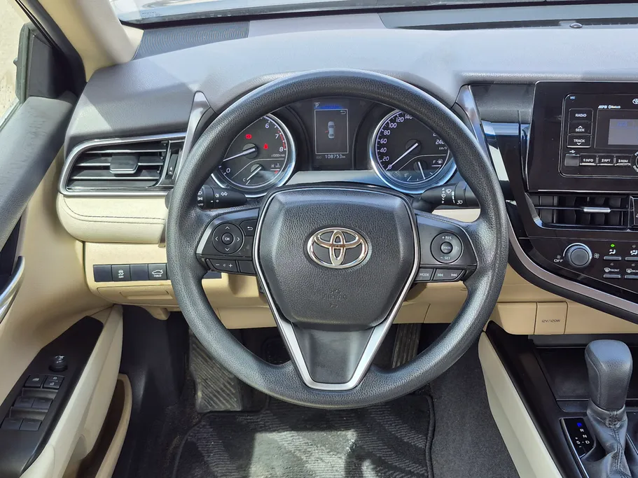 تويوتا كامري LE 2021 