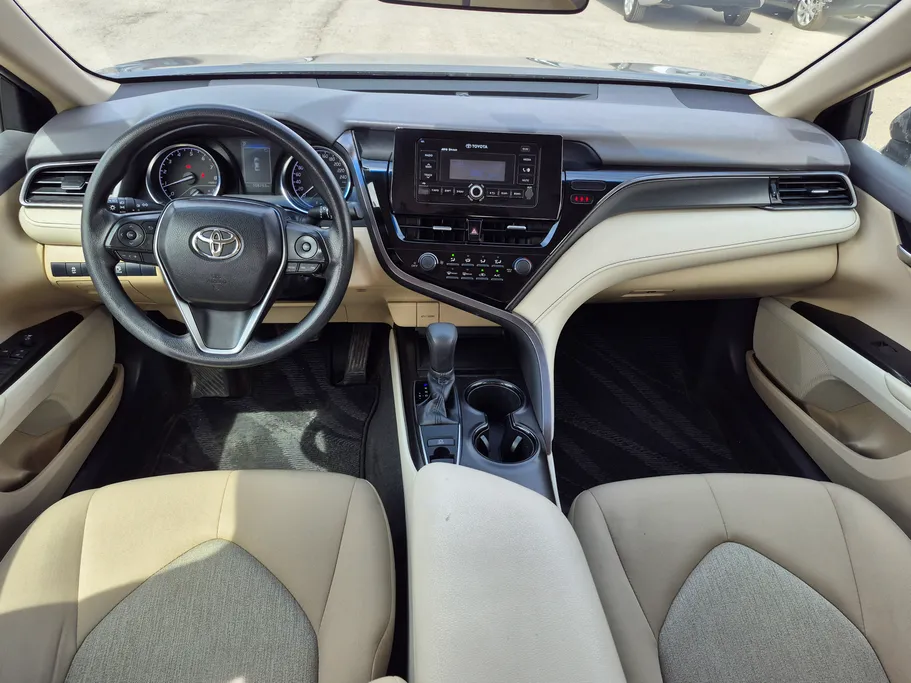 تويوتا كامري LE 2021 