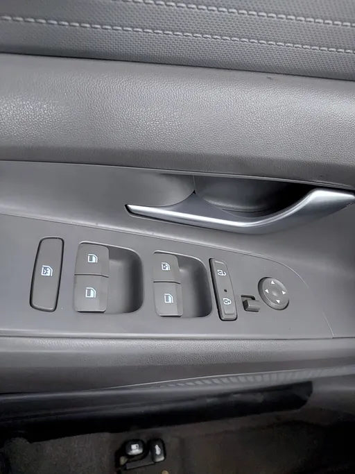 2023 Hyundai Elantra Smart 