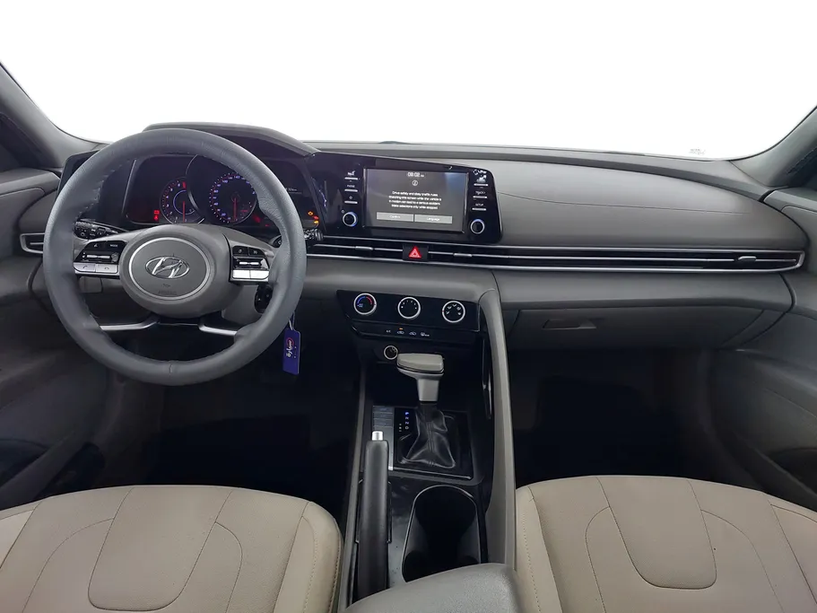 2023 Hyundai Elantra Smart 