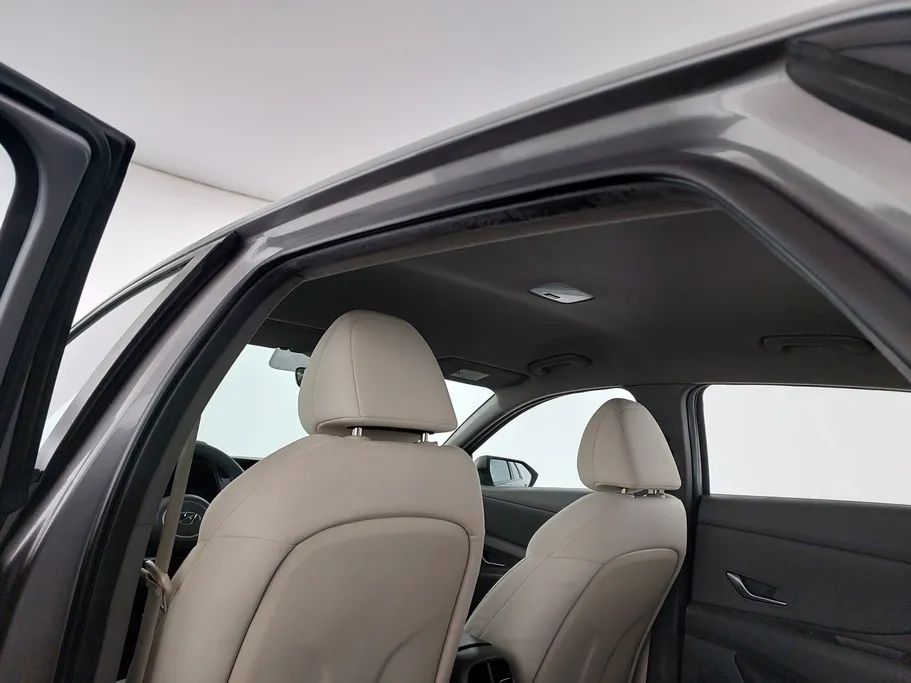 2023 Hyundai Elantra Smart 