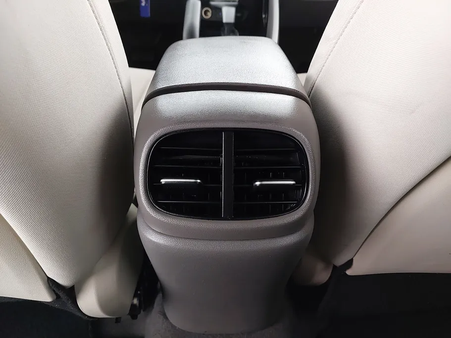 2023 Hyundai Elantra Smart 