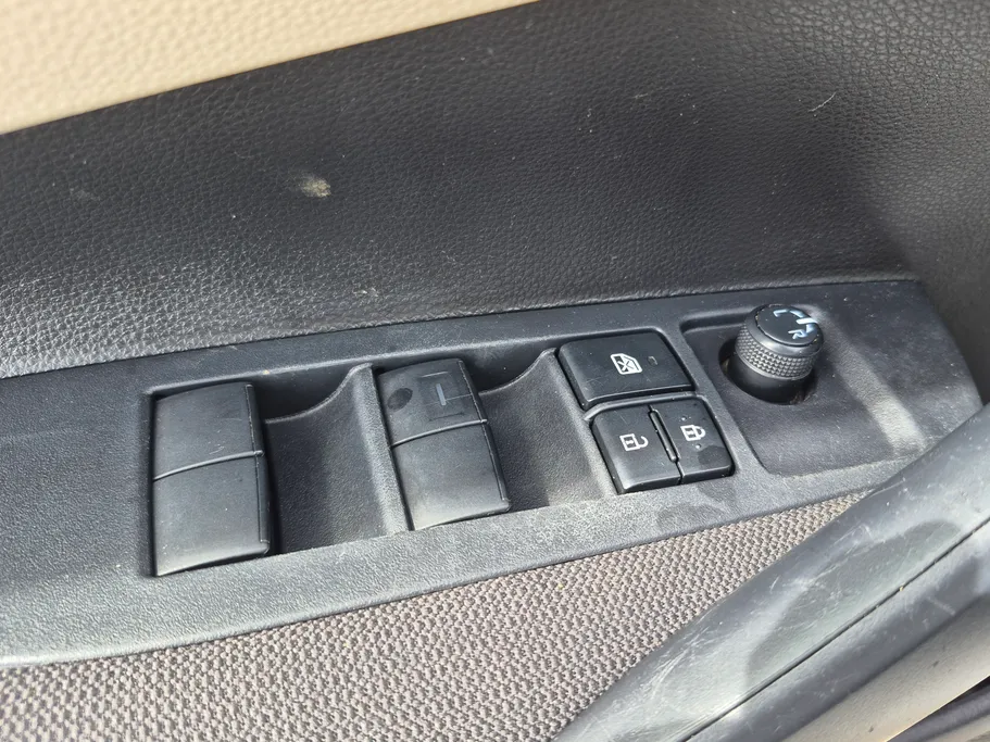 تويوتا كورولا XLI 2023 