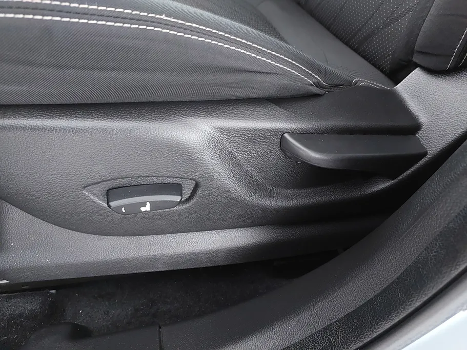 2023 Chevrolet Groove LT 